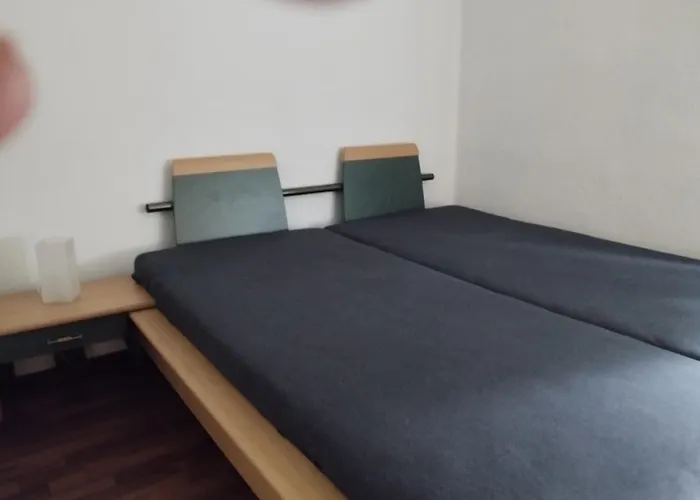 Am Waldrand Heideblick