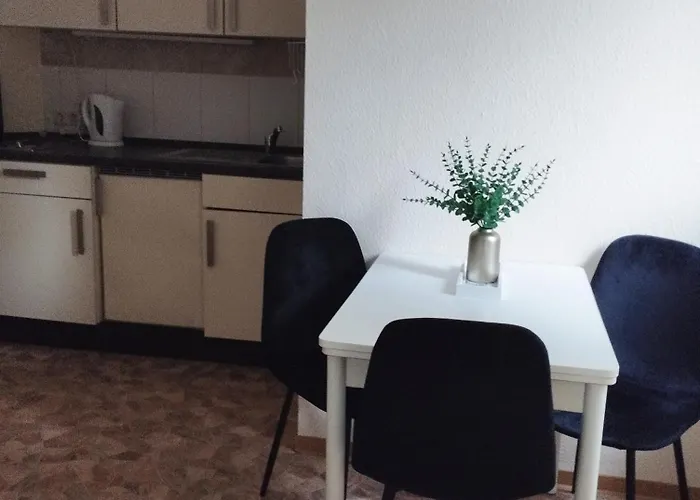 Am Waldrand Lägenhet